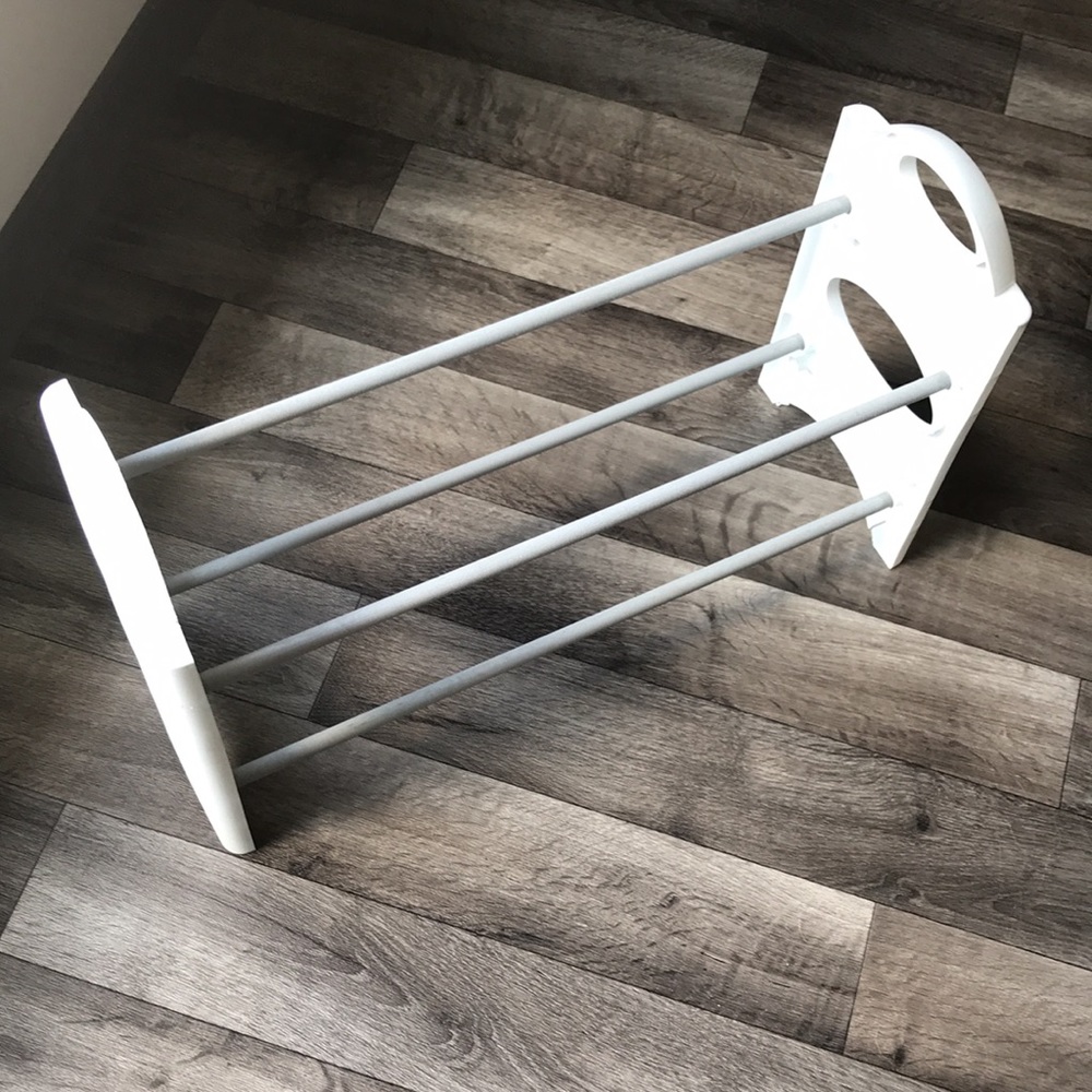 Miniature Shoe Rack 👟 - Picture 2 of 6